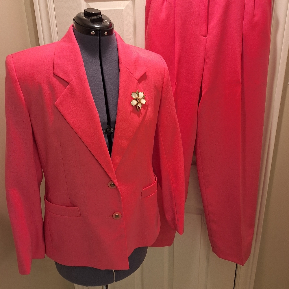Women's Suit